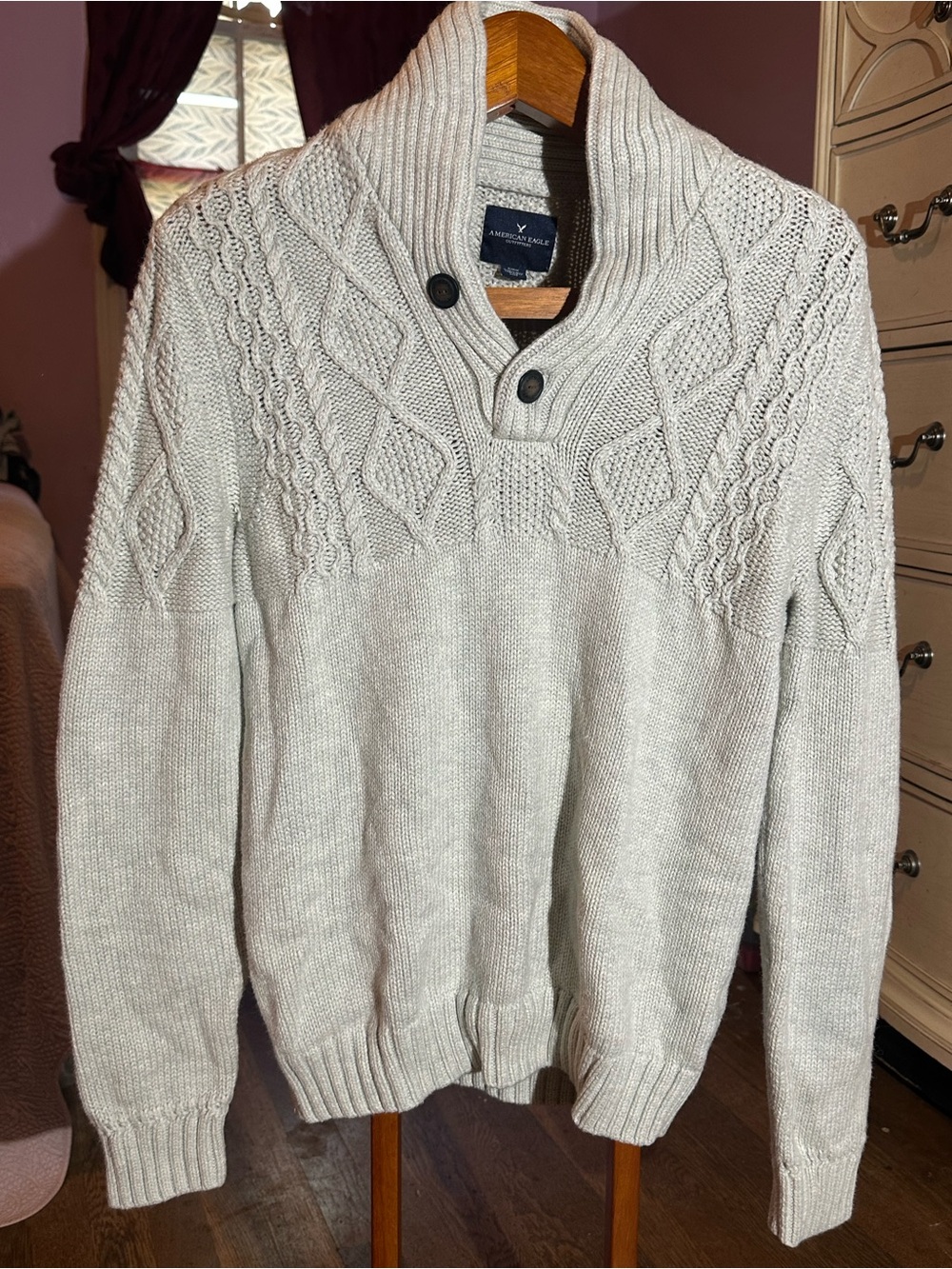 American Eagle Outfitters Men’s Cream Cable-Knit Turtleneck Sweater